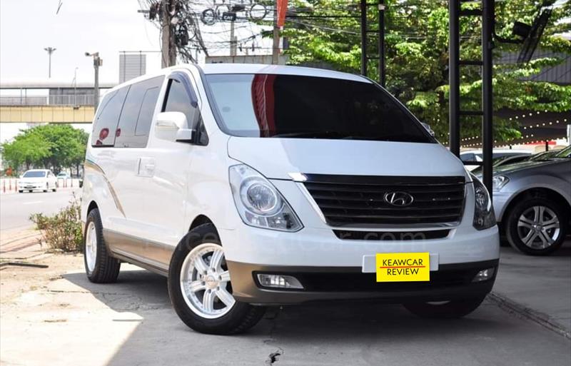 รถตู้มือสอง HYUNDAI GRAND STAREX 2.5 Premium รถปี2013