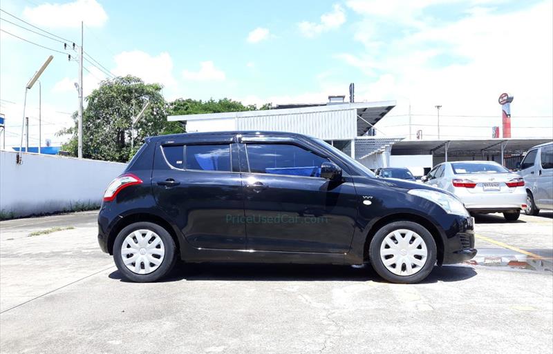 ขายรถเก๋งมือสอง-suzuki-ซูซูกิ-swift-สวิฟ-รถปี2017-รหัส66460-0ee02bf9.jpg ขายรถเก๋งมือสอง-suzuki-ซูซูกิ-swift-สวิฟ-รถปี2017-รหัส66460-0ee02bf9.jpg