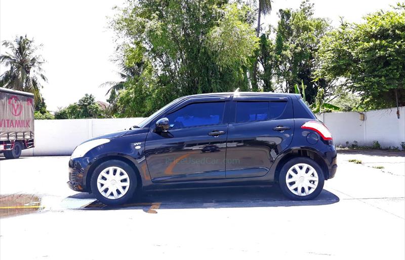 ขายรถเก๋งมือสอง-suzuki-ซูซูกิ-swift-สวิฟ-รถปี2017-รหัส66460-5bd0fe0a.jpg ขายรถเก๋งมือสอง-suzuki-ซูซูกิ-swift-สวิฟ-รถปี2017-รหัส66460-5bd0fe0a.jpg