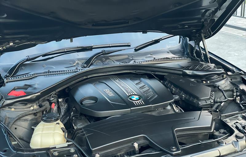 ขายรถเก๋งมือสอง-bmw-บีเอ็มดับบลิว-320d-สามสองศูนย์ดี-รถปี2014-รหัส66462-e2658fb9.jpg ขายรถเก๋งมือสอง-bmw-บีเอ็มดับบลิว-320d-สามสองศูนย์ดี-รถปี2014-รหัส66462-e2658fb9.jpg