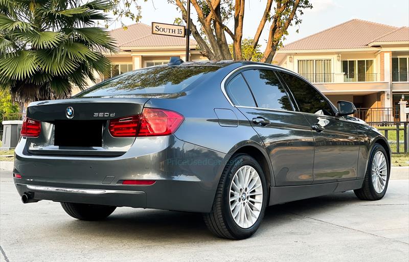 ขายรถเก๋งมือสอง bmw 320d รถปี2014 รหัส 66462 รูปที่3