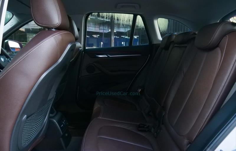 ขายรถ-suv-มือสอง-bmw-บีเอ็มดับบลิว-x1-เอ็กซ์1-รถปี2016-รหัส66510-66116bf4.jpg ขายรถ-suv-มือสอง-bmw-บีเอ็มดับบลิว-x1-เอ็กซ์1-รถปี2016-รหัส66510-66116bf4.jpg