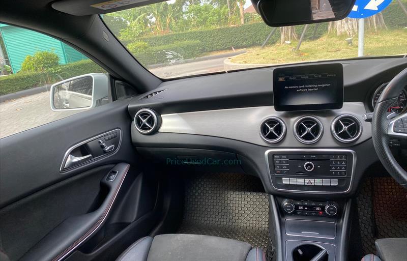 ขายรถเก๋งมือสอง-mercedes-benz-เมอร์เซเดสเบนซ์-cla250-amg-ซีแอลเอสองห้าศูนย์-เอเอ็มจี-รถปี2018-รหัส66513-b0d7de3d.jpg ขายรถเก๋งมือสอง-mercedes-benz-เมอร์เซเดสเบนซ์-cla250-amg-ซีแอลเอสองห้าศูนย์-เอเอ็มจี-รถปี2018-รหัส66513-b0d7de3d.jpg