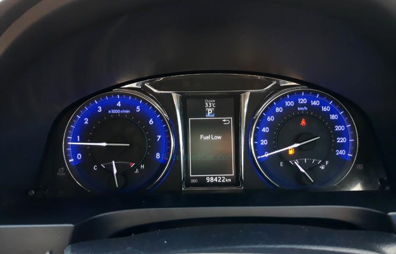 ขายรถเก๋งมือสอง-toyota-โตโยต้า-camry-คัมรี่-รถปี2017-รหัส66555-b3498ee1.jpg
