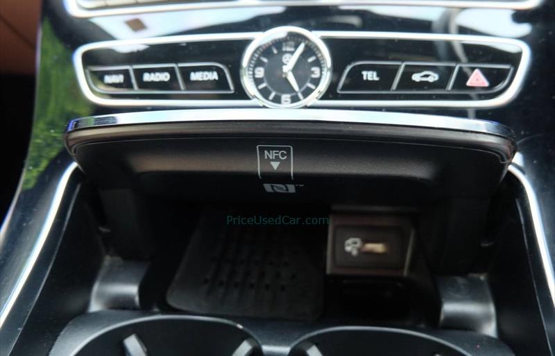 ขายรถเก๋งมือสอง-mercedes-benz-เมอร์เซเดสเบนซ์-e350-รถปี2018-รหัส66559-72a4db03.jpg ขายรถเก๋งมือสอง-mercedes-benz-เมอร์เซเดสเบนซ์-e350-รถปี2018-รหัส66559-72a4db03.jpg