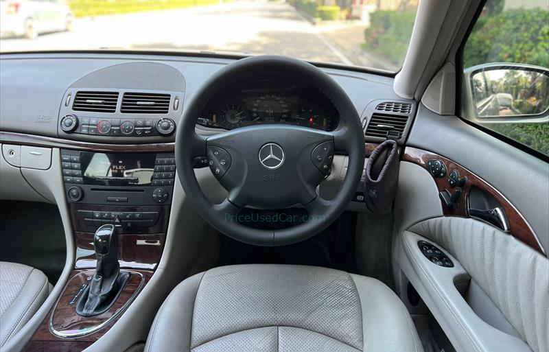 ขายรถเก๋งมือสอง-mercedes-benz-เมอร์เซเดสเบนซ์-e220-cdi-รถปี2006-รหัส66599-623052fc.jpg ขายรถเก๋งมือสอง-mercedes-benz-เมอร์เซเดสเบนซ์-e220-cdi-รถปี2006-รหัส66599-623052fc.jpg