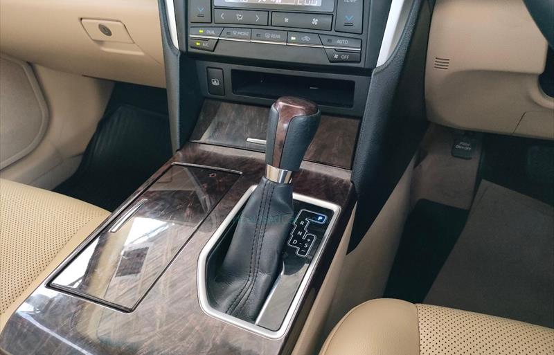 ขายรถเก๋งมือสอง-toyota-โตโยต้า-camry-คัมรี่-รถปี2017-รหัส66609-81ebeb22.jpg ขายรถเก๋งมือสอง-toyota-โตโยต้า-camry-คัมรี่-รถปี2017-รหัส66609-81ebeb22.jpg