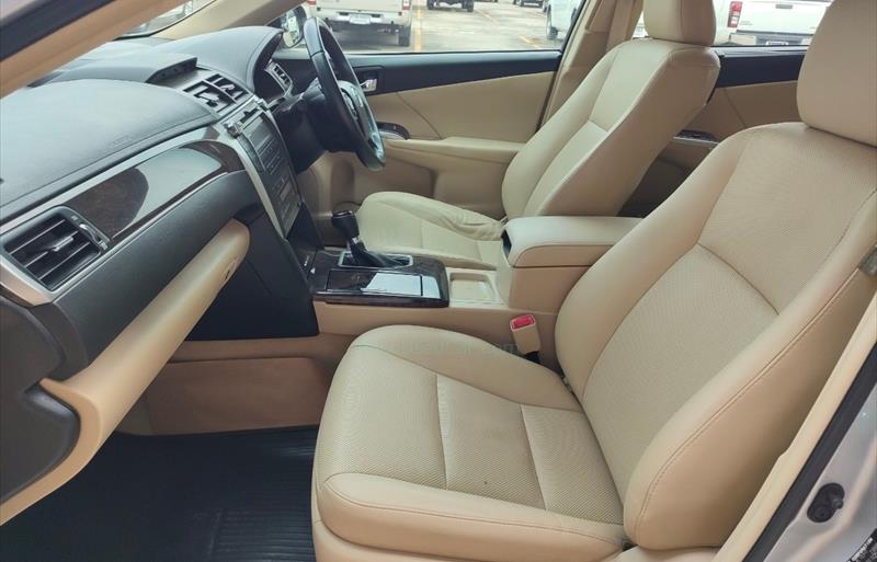 ขายรถเก๋งมือสอง-toyota-โตโยต้า-camry-คัมรี่-รถปี2017-รหัส66611-5fd464c1.jpg ขายรถเก๋งมือสอง-toyota-โตโยต้า-camry-คัมรี่-รถปี2017-รหัส66611-5fd464c1.jpg