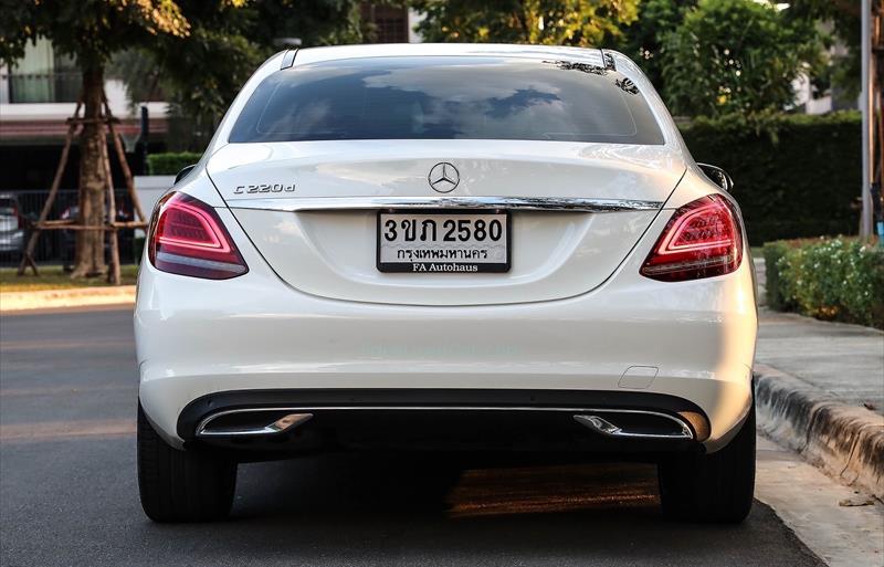 ขายรถเก๋งมือสอง mercedes-benz c220 รถปี2019 รหัส 66700 รูปที่4