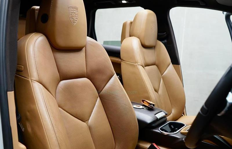 ขายรถ-suv-มือสอง-porsche-ปอร์เช่-cayenne-รถปี2013-รหัส66727-0eb4962f.jpg ขายรถ-suv-มือสอง-porsche-ปอร์เช่-cayenne-รถปี2013-รหัส66727-0eb4962f.jpg