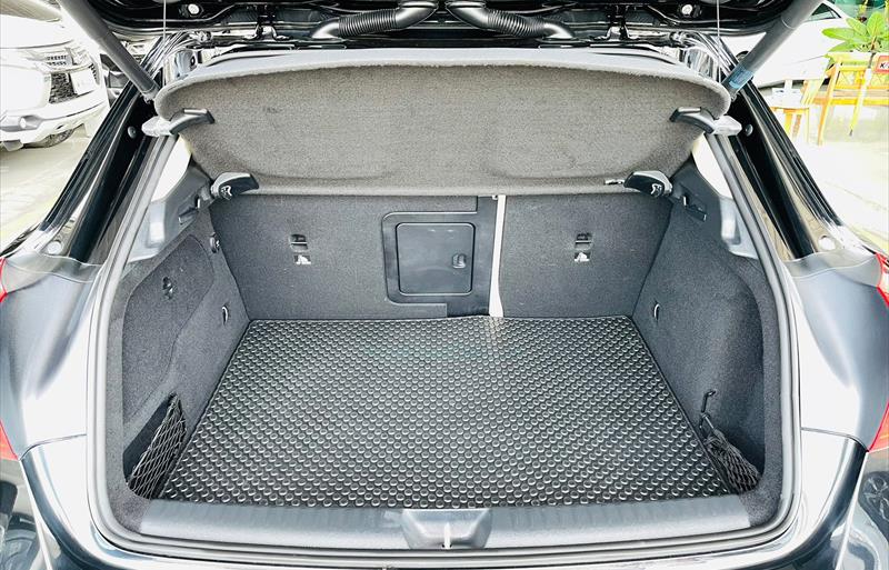รถเก๋งมือสอง MERCEDES BENZ GLA200 รถปี 2019