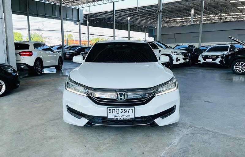 ขายรถเก๋งมือสอง honda accord รถปี2016 รหัส 66758 รูปที่12