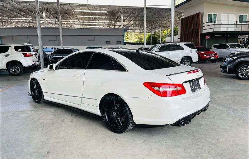 ขายรถเก๋งมือสอง-mercedes-benz-เมอร์เซเดสเบนซ์-e200-cgi-รถปี2011-รหัส66765-ef1ef9e7.jpg ขายรถเก๋งมือสอง-mercedes-benz-เมอร์เซเดสเบนซ์-e200-cgi-รถปี2011-รหัส66765-ef1ef9e7.jpg