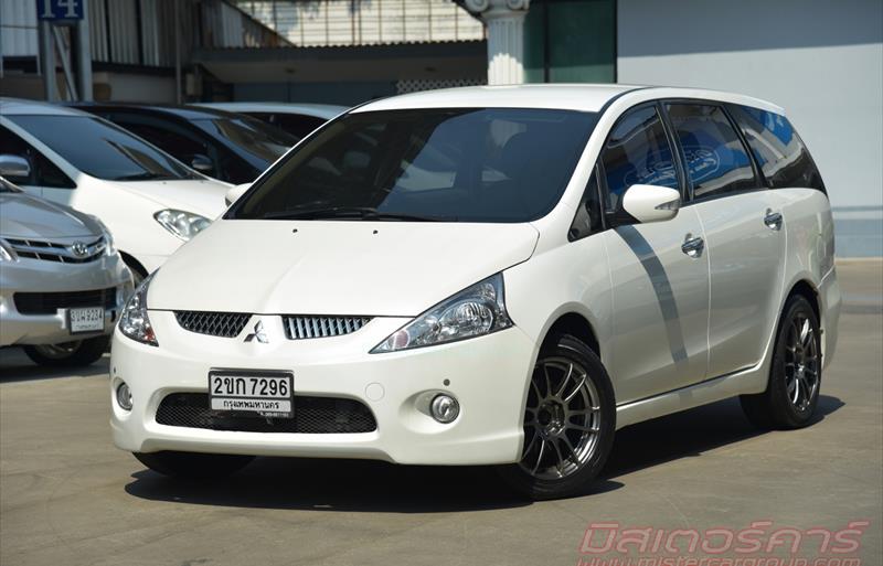 รถตู้มือสอง MITSUBISHI SPACE WAGON รถปี 2011
