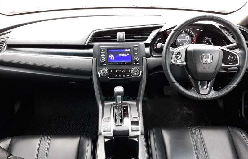 ขายรถเก๋งมือสอง-honda-ฮอนด้า-civic-ซีวิค-รถปี2019-รหัส66797-11961253.jpg ขายรถเก๋งมือสอง-honda-ฮอนด้า-civic-ซีวิค-รถปี2019-รหัส66797-11961253.jpg