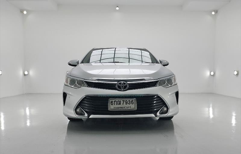 ขายรถเก๋งมือสอง-toyota-โตโยต้า-camry-คัมรี่-รถปี2017-รหัส66804-b5a228de.jpg ขายรถเก๋งมือสอง-toyota-โตโยต้า-camry-คัมรี่-รถปี2017-รหัส66804-b5a228de.jpg
