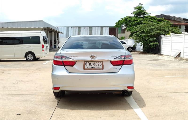 ขายรถเก๋งมือสอง-toyota-โตโยต้า-camry-คัมรี่-รถปี2017-รหัส66808-2e5b6b77.jpg ขายรถเก๋งมือสอง-toyota-โตโยต้า-camry-คัมรี่-รถปี2017-รหัส66808-2e5b6b77.jpg