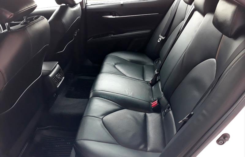 ขายรถเก๋งมือสอง-toyota-โตโยต้า-camry-คัมรี่-รถปี2019-รหัส66812-665b1aca.jpg ขายรถเก๋งมือสอง-toyota-โตโยต้า-camry-คัมรี่-รถปี2019-รหัส66812-665b1aca.jpg