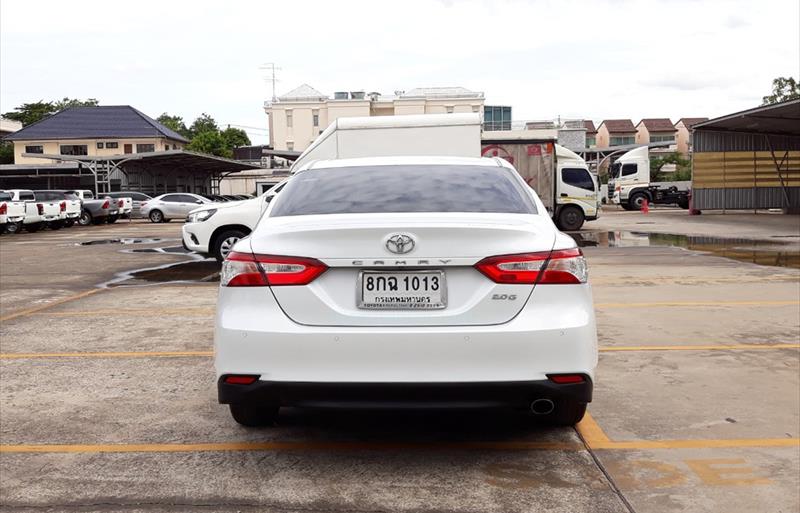 ขายรถเก๋งมือสอง-toyota-โตโยต้า-camry-คัมรี่-รถปี2019-รหัส66812-edd9eda5.jpg ขายรถเก๋งมือสอง-toyota-โตโยต้า-camry-คัมรี่-รถปี2019-รหัส66812-edd9eda5.jpg