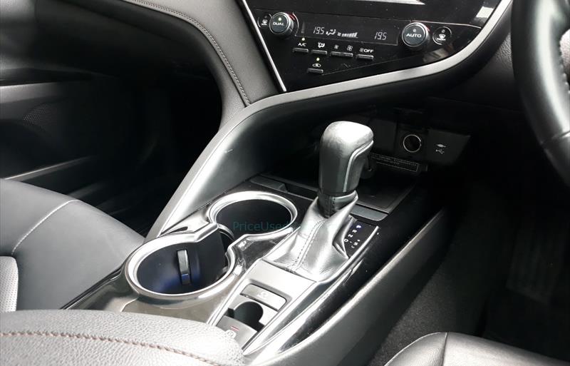 ขายรถเก๋งมือสอง-toyota-โตโยต้า-camry-คัมรี่-รถปี2019-รหัส66827-1de4645d.jpg ขายรถเก๋งมือสอง-toyota-โตโยต้า-camry-คัมรี่-รถปี2019-รหัส66827-1de4645d.jpg