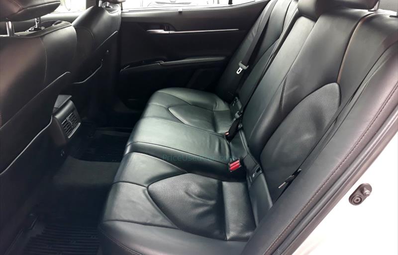 ขายรถเก๋งมือสอง-toyota-โตโยต้า-camry-คัมรี่-รถปี2019-รหัส66827-801703a5.jpg ขายรถเก๋งมือสอง-toyota-โตโยต้า-camry-คัมรี่-รถปี2019-รหัส66827-801703a5.jpg