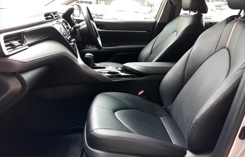 ขายรถเก๋งมือสอง-toyota-โตโยต้า-camry-คัมรี่-รถปี2019-รหัส66827-a39a7110.jpg ขายรถเก๋งมือสอง-toyota-โตโยต้า-camry-คัมรี่-รถปี2019-รหัส66827-a39a7110.jpg