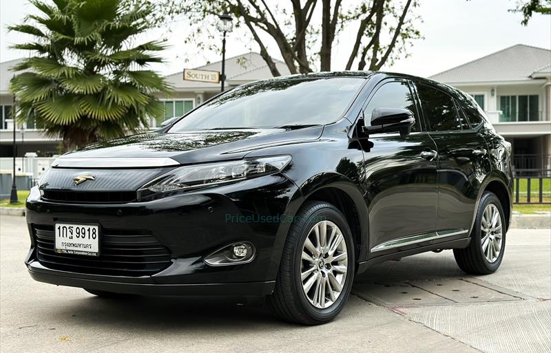 รถอเนกประสงค์มือสอง TOYOTA HARRIER รถปี 2015