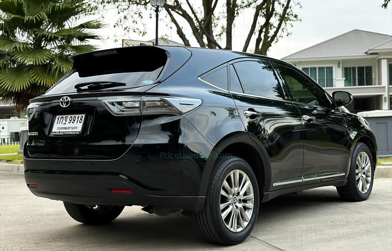 ขายรถอเนกประสงค์มือสอง toyota harrier รถปี2015 รหัส 66861 รูปที่3