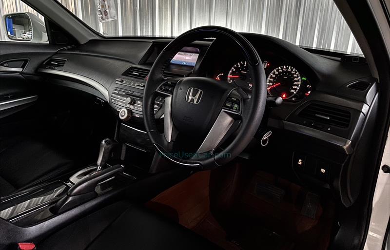 ขายรถเก๋งมือสอง honda accord รถปี2013 รหัส 66880 รูปที่10