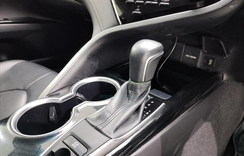 ขายรถเก๋งมือสอง-toyota-โตโยต้า-camry-คัมรี่-รถปี2019-รหัส66883-fbdaf6c4.jpg ขายรถเก๋งมือสอง-toyota-โตโยต้า-camry-คัมรี่-รถปี2019-รหัส66883-fbdaf6c4.jpg