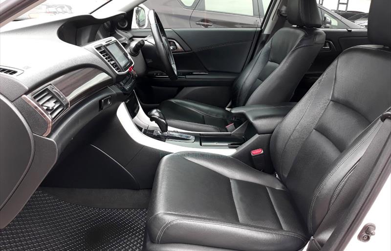 ขายรถเก๋งมือสอง-honda-ฮอนด้า-accord-แอคคอร์ด-รถปี2016-รหัส66906-b8b6a77d.jpg ขายรถเก๋งมือสอง-honda-ฮอนด้า-accord-แอคคอร์ด-รถปี2016-รหัส66906-b8b6a77d.jpg