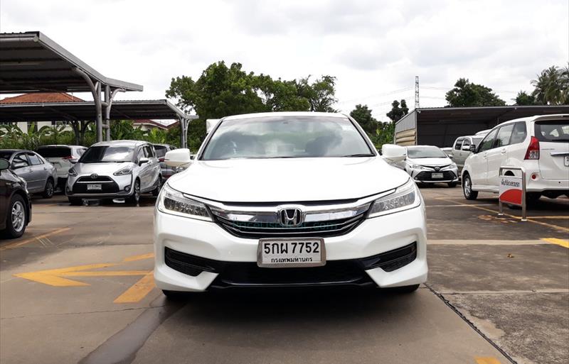 ขายรถเก๋งมือสอง honda accord รถปี2016 รหัส 66906 รูปที่2