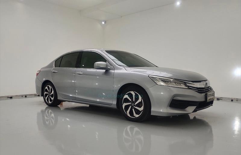 ขายรถเก๋งมือสอง honda accord รถปี2016 รหัส 66916 รูปที่5