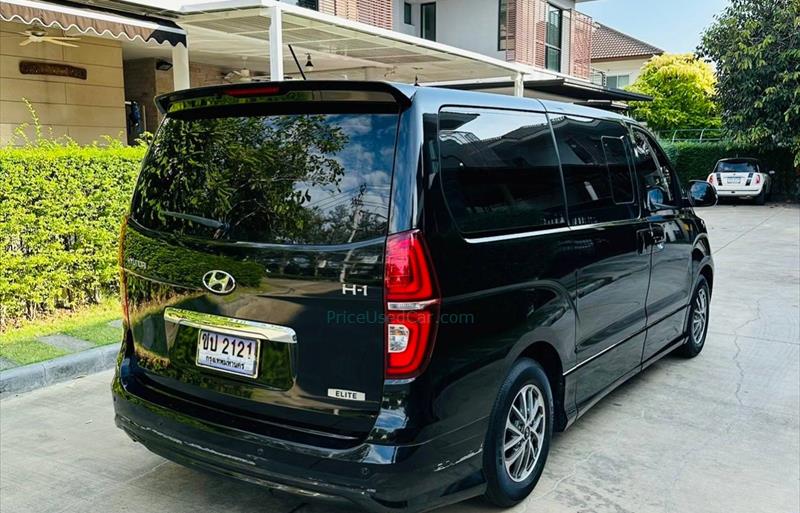 ขายรถตู้มือสอง-hyundai-ฮุนได-h-1-เอชวัน-รถปี2020-รหัส66917-027a0ee3.jpg ขายรถตู้มือสอง-hyundai-ฮุนได-h-1-เอชวัน-รถปี2020-รหัส66917-027a0ee3.jpg