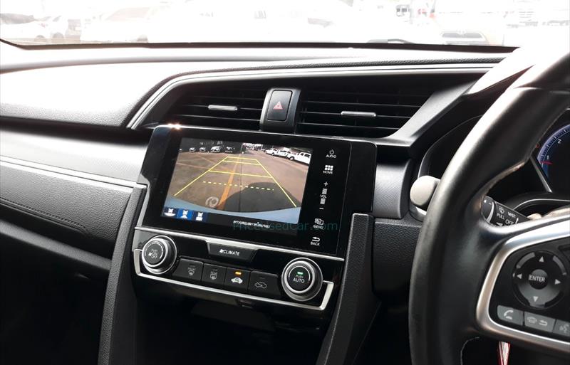 ขายรถเก๋งมือสอง-honda-ฮอนด้า-civic-ซีวิค-รถปี2018-รหัส66926-273cb010.jpg ขายรถเก๋งมือสอง-honda-ฮอนด้า-civic-ซีวิค-รถปี2018-รหัส66926-273cb010.jpg