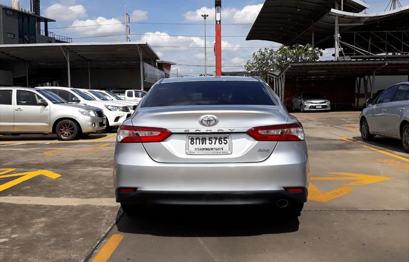 ขายรถเก๋งมือสอง-toyota-โตโยต้า-camry-คัมรี่-รถปี2019-รหัส66929-a7406eef.jpg ขายรถเก๋งมือสอง-toyota-โตโยต้า-camry-คัมรี่-รถปี2019-รหัส66929-a7406eef.jpg
