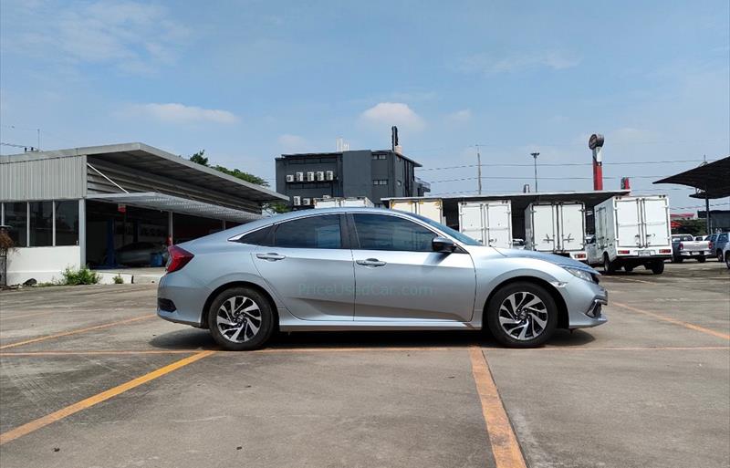 ขายรถเก๋งมือสอง honda civic รถปี2019 รหัส 66950 รูปที่5