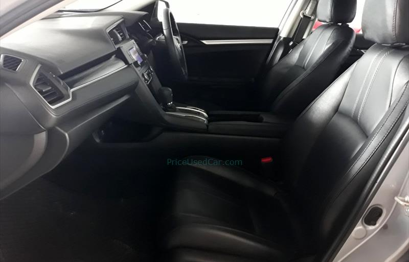 ขายรถเก๋งมือสอง-honda-ฮอนด้า-civic-ซีวิค-รถปี2019-รหัส66980-cd5e6df2.jpg ขายรถเก๋งมือสอง-honda-ฮอนด้า-civic-ซีวิค-รถปี2019-รหัส66980-cd5e6df2.jpg