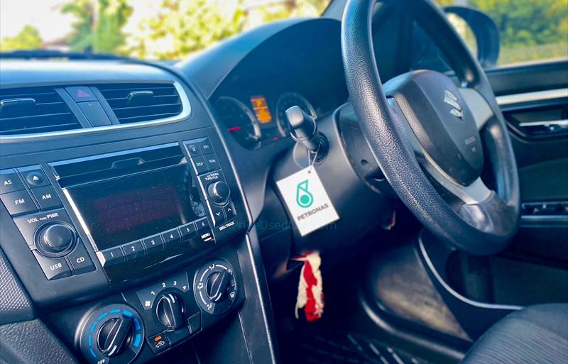 ขายรถเก๋งมือสอง-suzuki-ซูซูกิ-swift-สวิฟ-รถปี2017-รหัส67002-0b6f9078.jpeg ขายรถเก๋งมือสอง-suzuki-ซูซูกิ-swift-สวิฟ-รถปี2017-รหัส67002-0b6f9078.jpeg