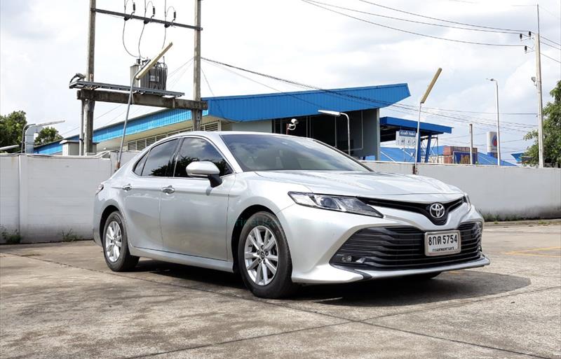 ขายรถเก๋งมือสอง-toyota-โตโยต้า-camry-คัมรี่-รถปี2019-รหัส67005-b96f8562.jpg ขายรถเก๋งมือสอง-toyota-โตโยต้า-camry-คัมรี่-รถปี2019-รหัส67005-b96f8562.jpg