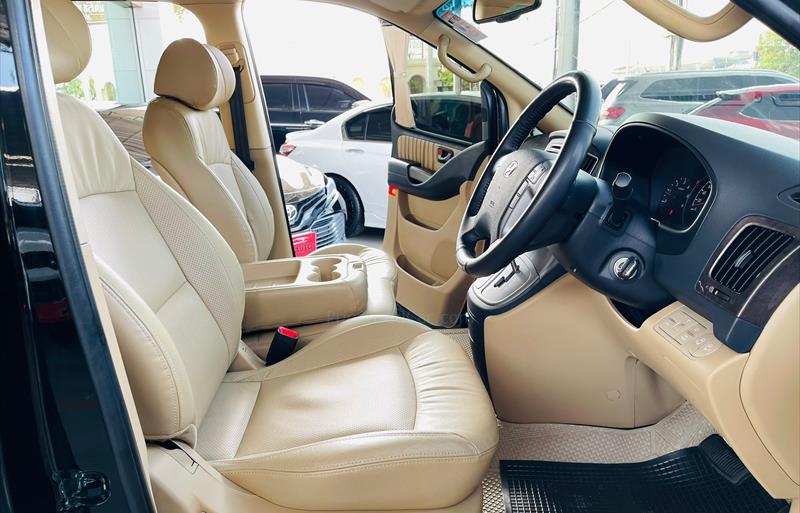 ขายรถตู้มือสอง-hyundai-ฮุนได-h-1-เอชวัน-รถปี2018-รหัส67023-874a3c8d.jpg ขายรถตู้มือสอง-hyundai-ฮุนได-h-1-เอชวัน-รถปี2018-รหัส67023-874a3c8d.jpg