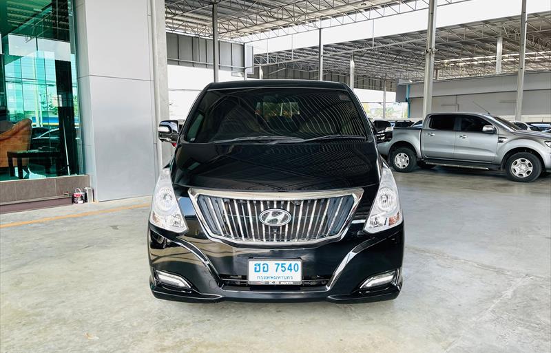 ขายรถตู้มือสอง-hyundai-ฮุนได-h-1-เอชวัน-รถปี2018-รหัส67023-a2eb8861.jpg ขายรถตู้มือสอง-hyundai-ฮุนได-h-1-เอชวัน-รถปี2018-รหัส67023-a2eb8861.jpg