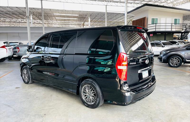 ขายรถตู้มือสอง hyundai h-1 รถปี2018 รหัส 67023 รูปที่9