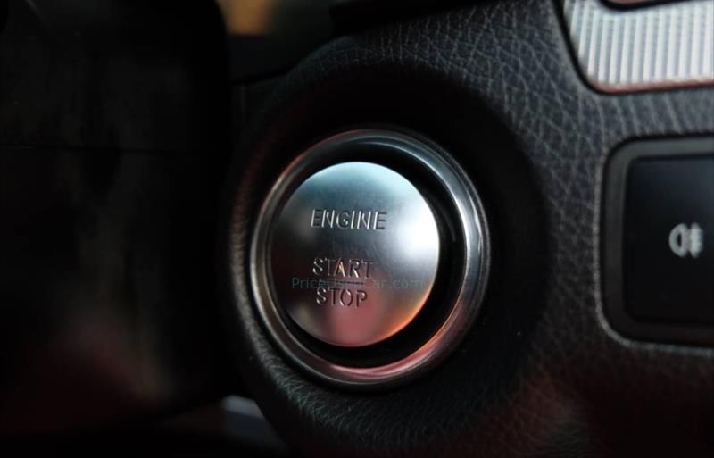 ขายรถเก๋งมือสอง-mercedes-benz-เมอร์เซเดสเบนซ์-e200-อีสองศูนย์ศูนย์-รถปี2014-รหัส67089-13512395.jpg ขายรถเก๋งมือสอง-mercedes-benz-เมอร์เซเดสเบนซ์-e200-อีสองศูนย์ศูนย์-รถปี2014-รหัส67089-13512395.jpg