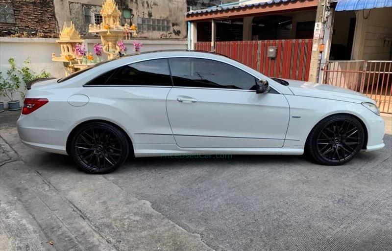 ขายรถเก๋งมือสอง-mercedes-benz-เมอร์เซเดสเบนซ์-e200-cgi-รถปี2011-รหัส67143-e09e9549.jpg ขายรถเก๋งมือสอง-mercedes-benz-เมอร์เซเดสเบนซ์-e200-cgi-รถปี2011-รหัส67143-e09e9549.jpg