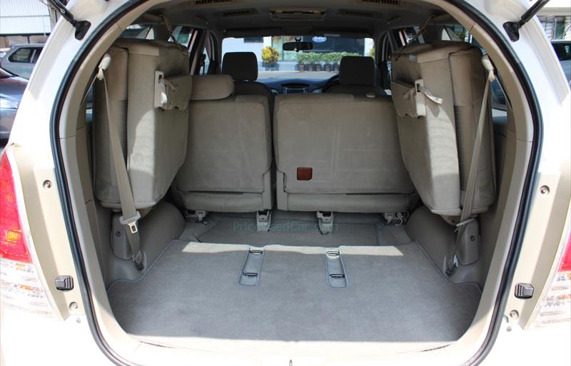 ขายรถตู้มือสอง toyota innova รถปี2011 รหัส 67146 รูปที่5