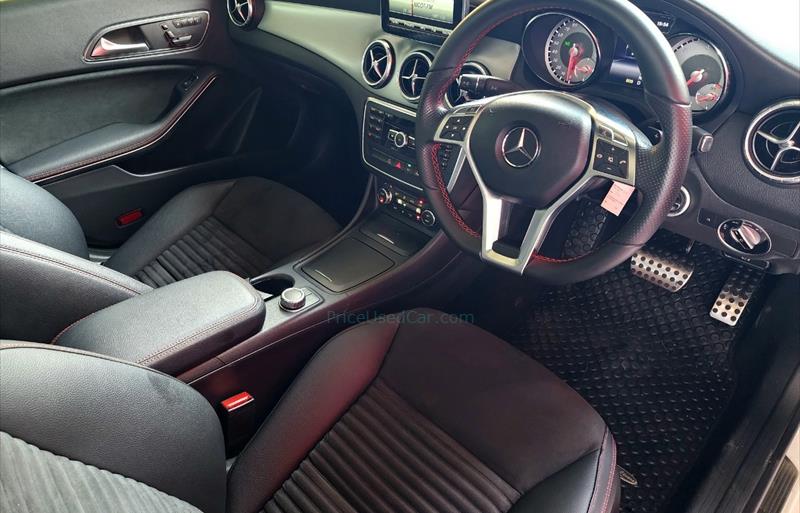 ขายรถเก๋งมือสอง-mercedes-benz-เมอร์เซเดสเบนซ์-cla220-cdi-รถปี2014-รหัส67158-acc55a37.jpg ขายรถเก๋งมือสอง-mercedes-benz-เมอร์เซเดสเบนซ์-cla220-cdi-รถปี2014-รหัส67158-acc55a37.jpg