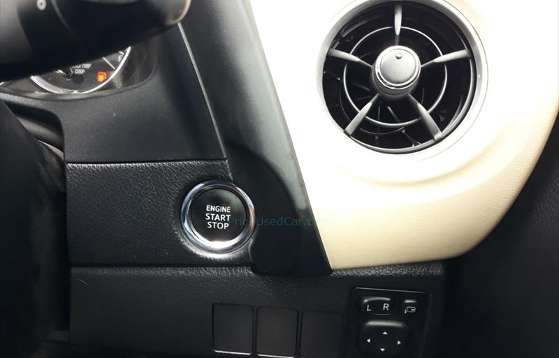 ขายรถเก๋งมือสอง-toyota-โตโยต้า-altis-อัลติส-รถปี2017-รหัส67184-e6daf608.jpg ขายรถเก๋งมือสอง-toyota-โตโยต้า-altis-อัลติส-รถปี2017-รหัส67184-e6daf608.jpg