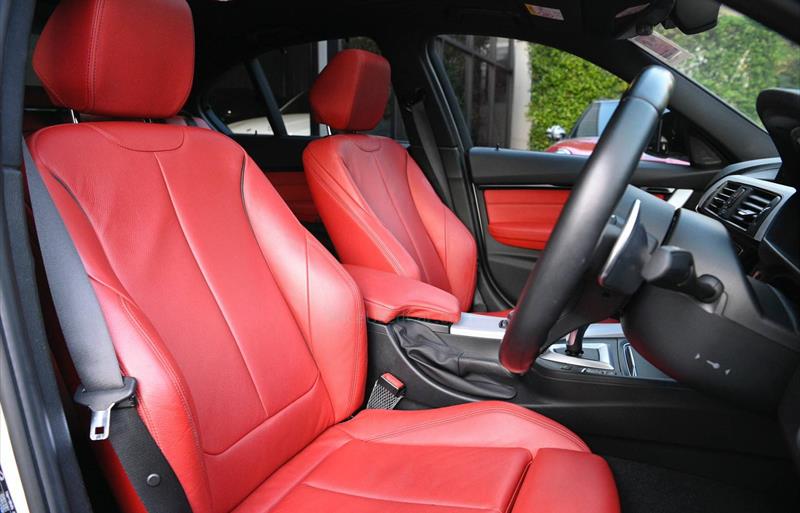 ขายรถเก๋งมือสอง-bmw-บีเอ็มดับบลิว-330e-รถปี2018-รหัส67186-fe0b2acd.jpg ขายรถเก๋งมือสอง-bmw-บีเอ็มดับบลิว-330e-รถปี2018-รหัส67186-fe0b2acd.jpg