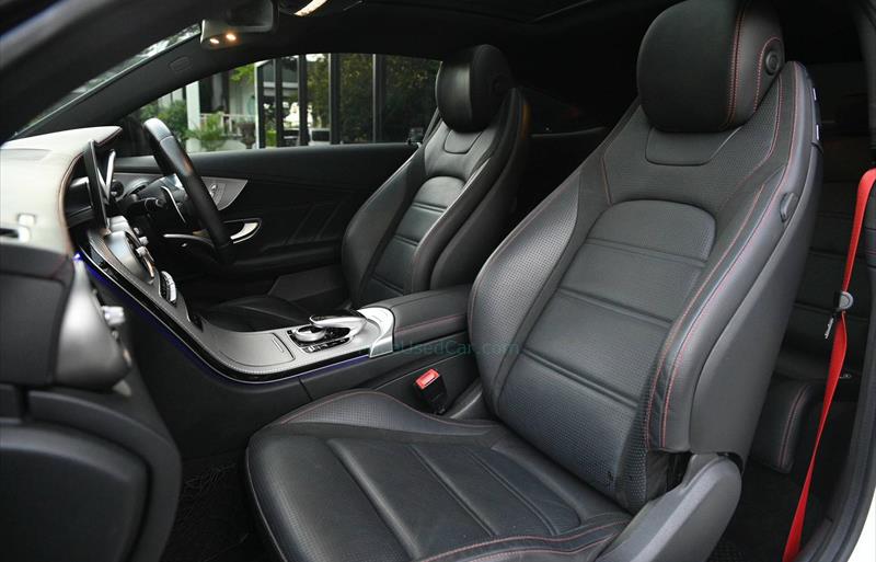 ขายรถเก๋งมือสอง-mercedes-benz-เมอร์เซเดสเบนซ์-c43-amg-รถปี2019-รหัส67189-2ca8624e.jpg ขายรถเก๋งมือสอง-mercedes-benz-เมอร์เซเดสเบนซ์-c43-amg-รถปี2019-รหัส67189-2ca8624e.jpg